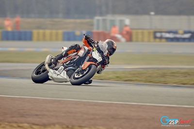 KTM roulage moto circuit Alès avec CTM 83